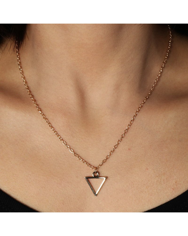 Women's necklace geometric triangle pendant necklace