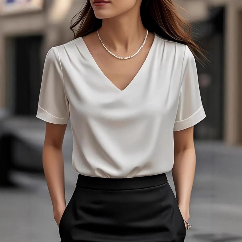 V-neck Satin Short-sleeve T-shirt Women's Fashion Top V-neck Satin Short-sleeve T-shirt Women's Fashion Top