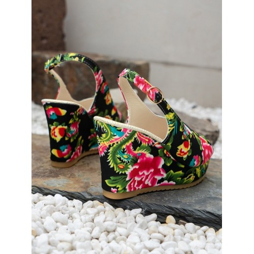 Plus Size Wedge Sandals European And American Fashion Embroidery Height Increasing